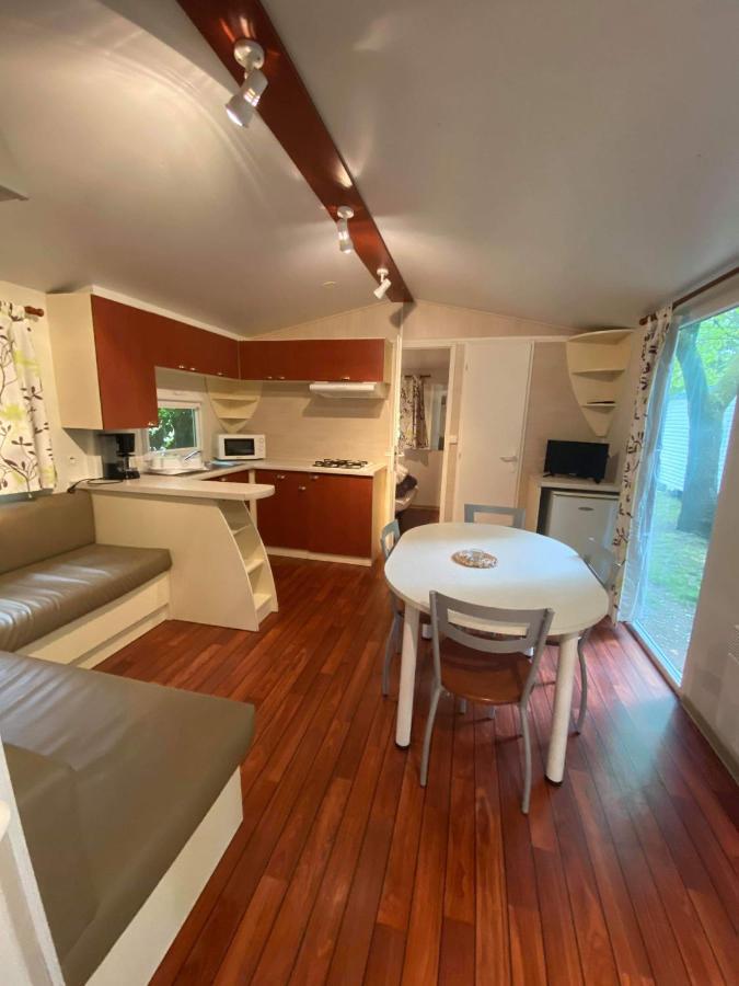 Отель Camping De Baignes Экстерьер фото